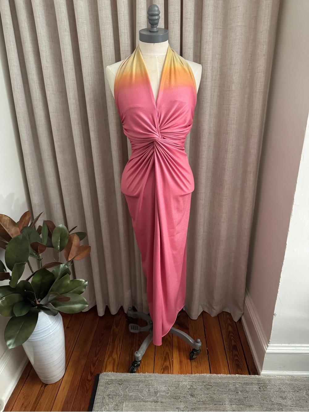 Baobab Gorgeous Colorful Halter Dress. Small.